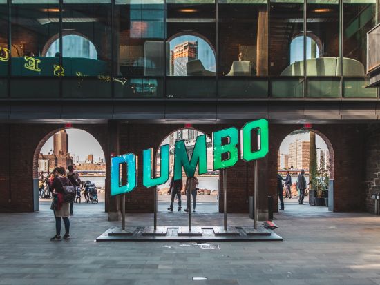 ブルックリン食べ歩きツアー　ブルックリンハイツ＆ブルックリン橋＆ダンボ地区 ＜3時間／英語ガイド＞