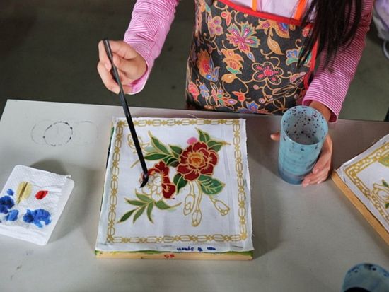 イスラム芸術文化をめぐる 半日観光ツアー　フェデラル・テリトリー・モスク＆イスラム美術館＆バティック製作体験 ＜昼食付き／日本語ガイド＞