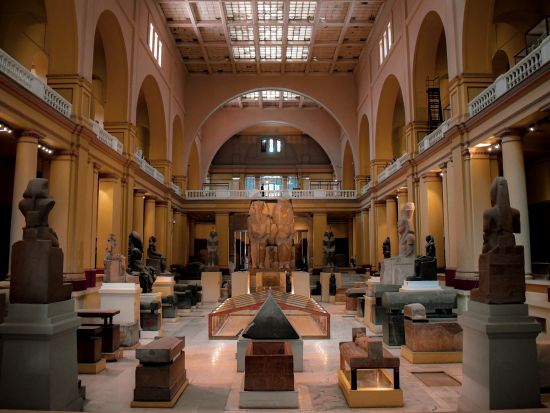 【混載】名所を網羅！世界遺産ギザのピラミッド＋考古学博物館＋イスラーム地区＋ハーン・ハリーリ　*カルトゥーシュ事前注文可 ＜終日／日本語／送迎付／カイロ発＞