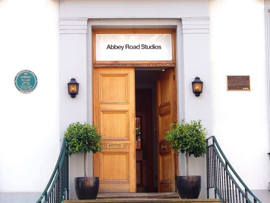 ロンドン・ビートルズ聖地巡礼ウォーキングツアー！ロック愛あふれる日本人ガイドと行くビートルズゆかりの必見スポット　アビーロード記念撮影付＜日本語／貸切／4時間＞