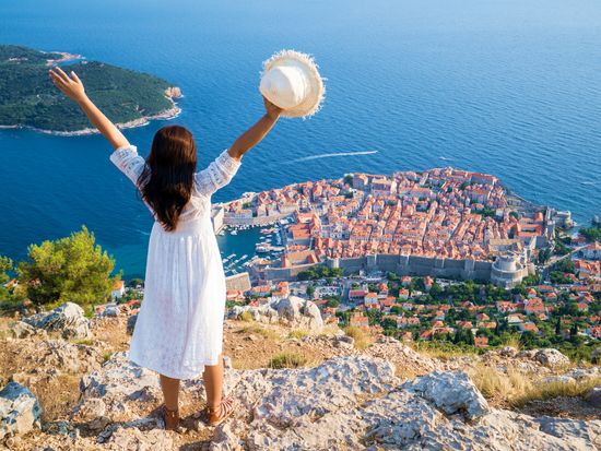 Croatia_Dubrovnik_shutterstock_691211425