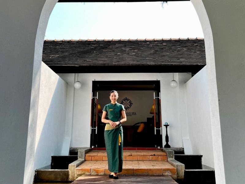 Oasis Spa Lanna (near wat prasing) 03