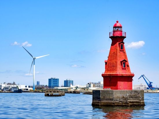 横浜アフタヌーンクルーズ マリーンルージュ 海を見ながら船上で優雅にアフタヌーンティーを楽しむ♪  季節のケーキとお飲み物 ＜14時出航／赤レンガ倉庫発着＞