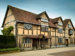 Shakespeare's Birthplace_shutterstock_620366108
