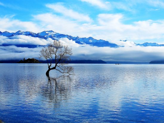 【花鳥風月】カシュガル発カラクリ湖観光観光プライベート一日ツアー～カラクリ湖行きの通行証代行＋専用車＋専属日本語ガイド＋昼食付