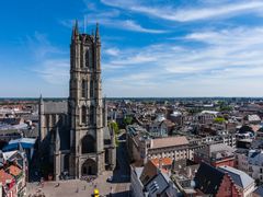 Belgium_Ghent_StBavosCathedral_shutterstock_375888031