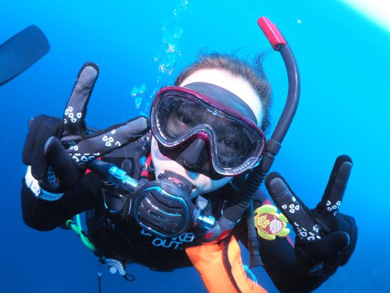 体験ダイビング 石垣島の透明度抜群な水中世界へご案内♪ 初心者の方も経験豊富なスタッフがしっかりサポート＜2～3ダイブ／ホテル送迎可／石垣島＞ 