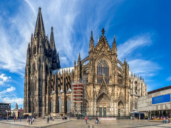 フランクフルト発パリ着　ドイツ＋オランダ＋ベルギー＋パリ4か国周遊ツアー＜6泊7日／金曜／1名催行／日本語＞