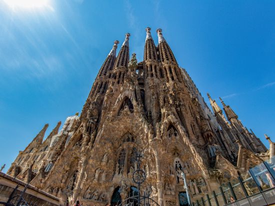 絶対にオトク！2大必見スポット　サグラダ・ファミリア＋グエル公園 1日観光ツアー　鐘塔エレベーター搭乗付き＜日本語ガイド／バルセロナ発着＞by[みゅう]