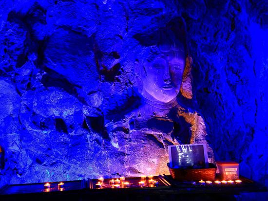 青の洞窟pixta_45525732_M