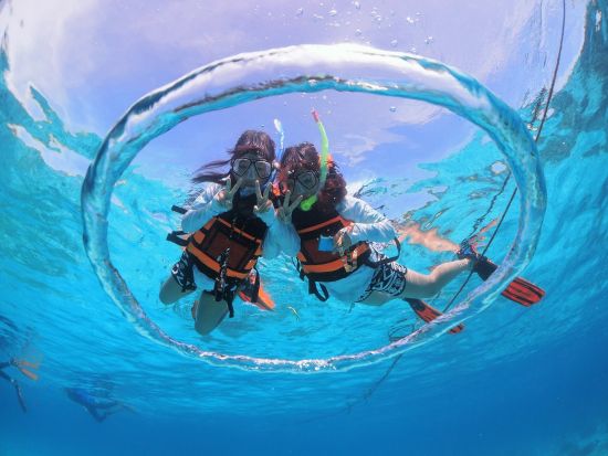 アイランドホッピング人気の3島巡り パンダノン島上陸！ヒルトゥガン島＆ナルスアン島の海洋保護区でシュノーケル＜日本語ガイド／BBQランチ＞