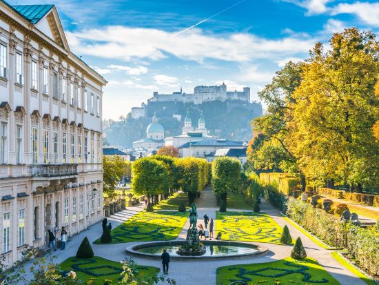 パリ発ウィーン着　ドイツ周遊＋パリ＋ウィーン＋ルクセンブルク　ノイシュバンシュタイン城入場＜8泊9日／火曜／1名催行／日本語＞