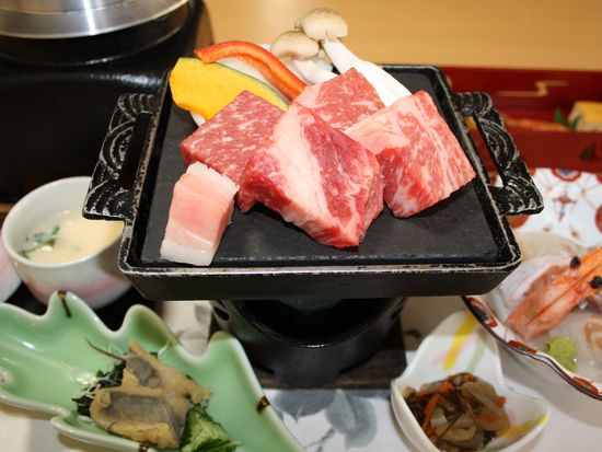 しまね和牛の溶岩焼