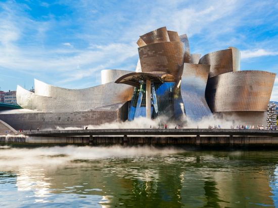 マドリード発パリ着　スペイン・バスク地方周遊ツアー　マドリード＋ブルゴス＋サン・セバスティアン＋フレンチバスク＋パリ＜6泊7日／日曜／1名催行／日本語＞