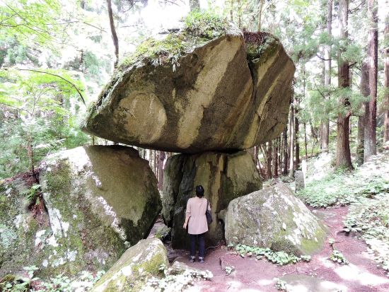 貸切観光タクシー盛岡から行く！ 遠野に伝わる昔話とカッパ伝説に触れる旅  カッパ淵+伝承園+続石+五百羅漢+とおの物語の館etc.＜5.5時間／盛岡発⇒遠野着＞