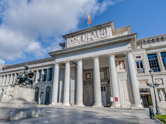 prado-museum_shutterstock_178748606 - コピー