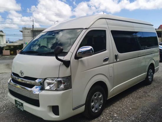 【空港送迎】那覇空港⇔ホテル　沖縄本島全域へ送迎可能＜貸切空港送迎／最大9名＞