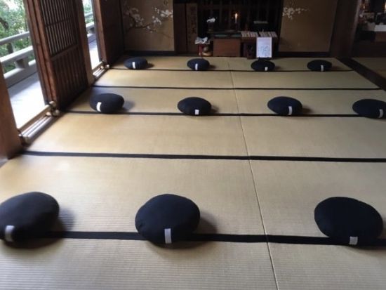 古都鎌倉で貸切座禅体験！ベテランガイド ミラクルミホがご案内 鎌倉の歴史を学び、心を清める＜鎌倉駅発＞