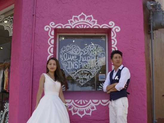 ハワイ　ウェディングフォト　カピオラニ公園、カカアコ、カイムキタウン、ダウンタウン、ビーチから選べる撮影ロケーション（撮影・衣装有無・メイク有無）