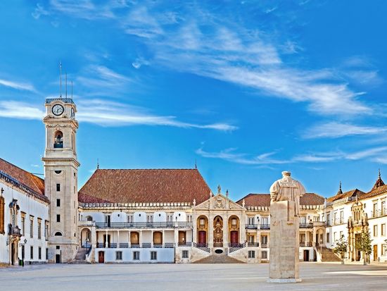 Coimbra_Coimbra university_shutterstock_150949787