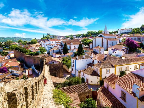 Portugal_Obidos_shutterstock_571646035