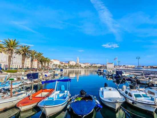 ドブロブニク発ザグレブ着　クロアチア＋スロベニア バルカン半島2か国周遊ツアー　世界遺産プリトヴィッツェ湖群国立公園も観光＜6泊7日／金曜発／1名催行／日本語＞