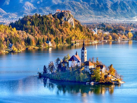 ザグレブ発着　バルカン半島3か国周遊ツアー　世界遺産ドブロブニク＋プリトヴィッツェ湖群国立公園も見学＜7泊8日／水曜発／朝・夕食付／1名催行／日本語＞