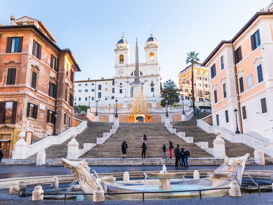 Italy_Rome_Piazza di Spagna_pixta_36832896_XL_2500