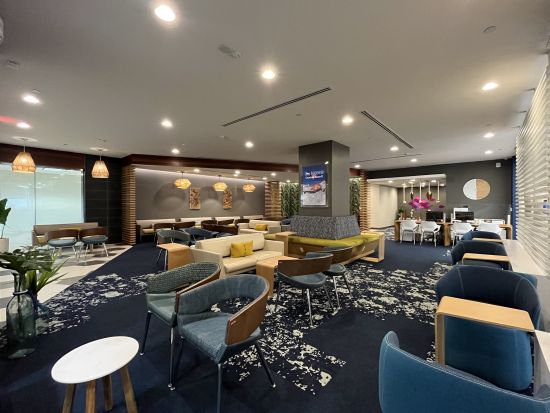 ANAマハロラウンジご利用券（10日間有効）　ワイキキ中心部のラウンジを期間中何度でも利用可能！＜ワイキキ・ショッピングプラザ内＞