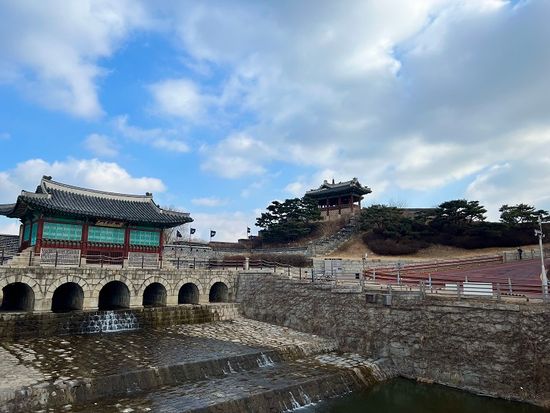 200012166_base_16720363879476