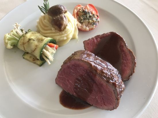 ミッシェルズ・アット・ザ・コロニーサーフ　食事券＆事前予約　オーシャンフロントのレストランで本格フレンチの夕食を　シャトーブリアン付きなど選べる4プラン