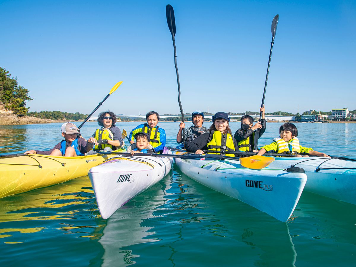 シーカヤックツーリング 半日プラン 天草五橋をめぐる海上散歩と無人島