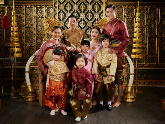 自分史上、最高の自分を撮る！バンコクの人気フォトスタジオ「姫と侍」で一生に1度の撮影体験を＜日本語アシスタント／半日＞