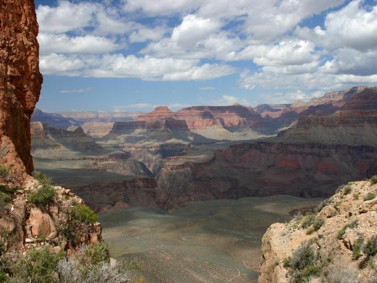 グランドキャニオン・サウスリム探索ツアー　小型飛行機＆ハマー利用 ＜昼食付き／日本語オーディオガイド／英語ドライバーガイド＞