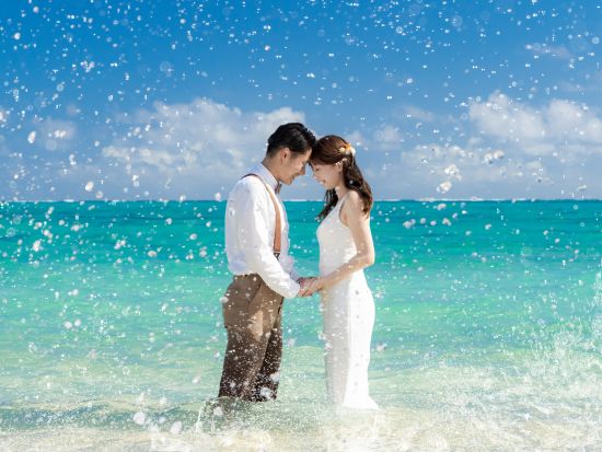 石垣島 ウェディングフォト 選べる撮影スポット 経験豊富なフォトグラファーがベストスポットへご案内＜撮影・メイク・衣装込／沖縄＞