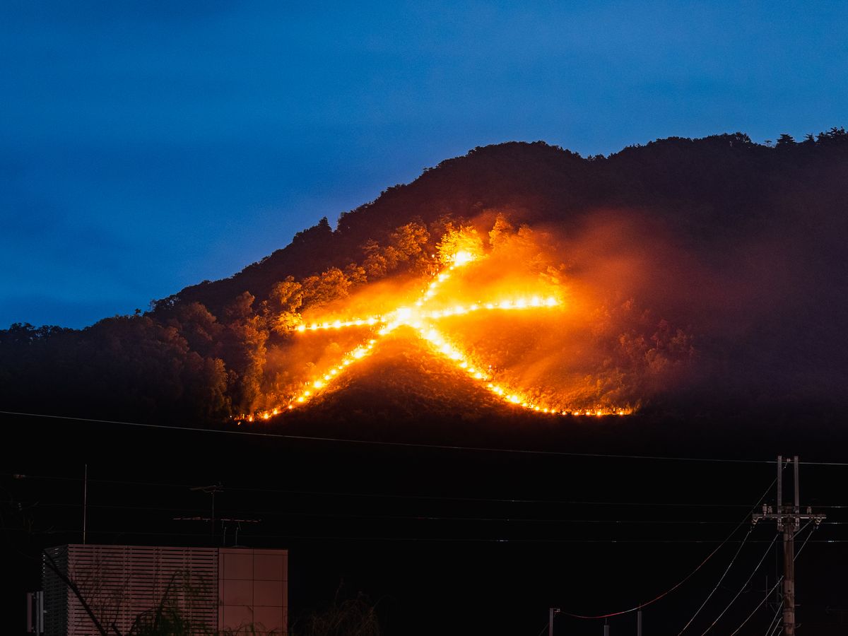 専用　風林火山　25 4台 満席御礼】貸切観光タクシー 五山送り火鑑賞 車窓から五山すべての