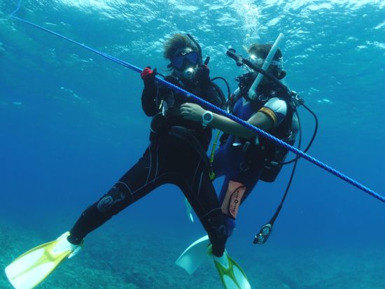 ボート体験ダイビング&シュノーケリング インストラクターがマンツーマンで丁寧にサポートするので初心者大歓迎！器材レンタル込＜ランチ付／宮古島＞