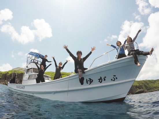 ボート体験ダイビング&シュノーケリング インストラクターがマンツーマンで丁寧にサポートするので初心者大歓迎！器材レンタル込＜ランチ付／宮古島＞