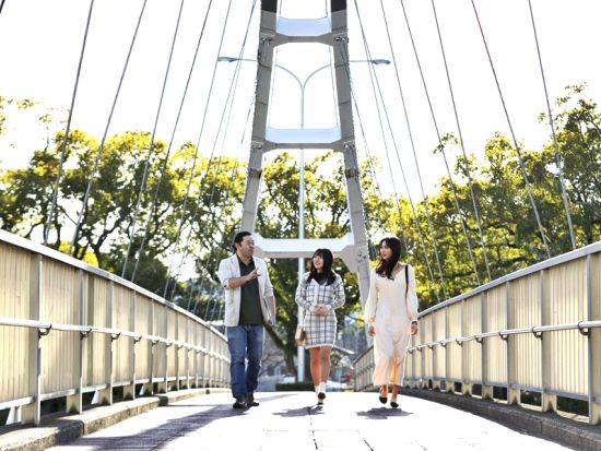 シェフYutaさんと佐世保de美味しいアメリカを味わう満喫ツアー 『ミシェルブラウン』のTボーンステーキディナー付き ＜佐世保市＞