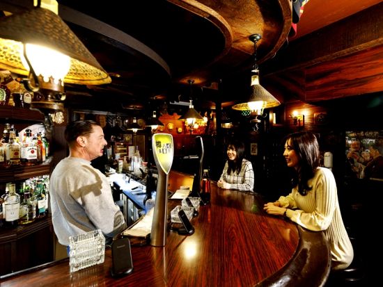 シェフYutaさんと佐世保de美味しいアメリカを味わう満喫ツアー 『ミシェルブラウン』のTボーンステーキディナー付き ＜佐世保市＞