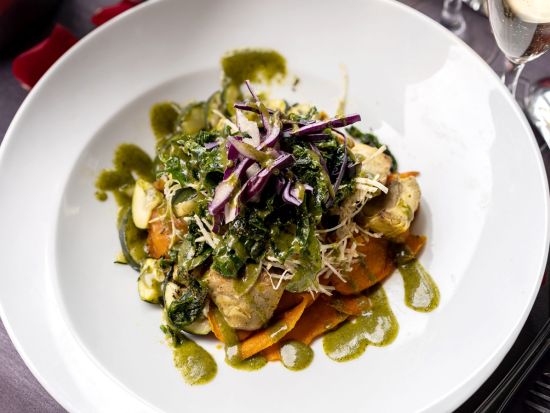 セーヌ川ランチクルーズ「La Marina」＜12:30発／3コースランチ＞