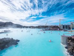 Iceland_Blue_ Lagoon_Spa_Hot_Spring_shutterstock_