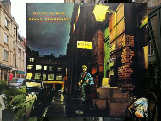 ソーホーウォーキングツアー ブリティッシュロックファン必見！ロックスターゆかりのスポット巡り ドリンク1杯付き＜半日／貸切／日本語ガイド＞ by アートローグ