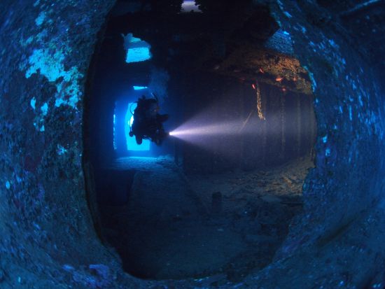 PADIアドバンスオープンウォーター　ダイビングライセンス取得コース＜2日間＞by アロハナダイバーズ