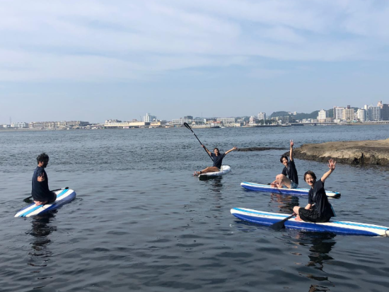 湘南・江ノ島 SUPスクール スタンドアップパドルで江ノ島探検クルージング！＜3.5時間／午前・午後＞