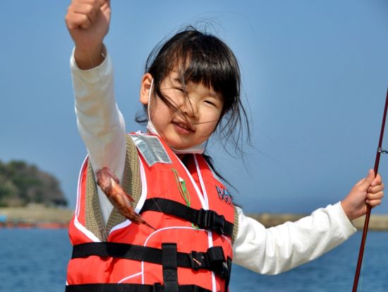 堤防釣り体験 道具一式レンタルつき！釣れた魚のお持ち帰り可能 ＜5歳～／2時間／松浦市＞ by 一般社団法人まつうら党交流公社