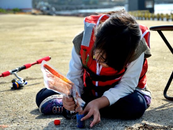 堤防釣り体験 道具一式レンタルつき！釣れた魚のお持ち帰り可能 ＜5歳～／2時間／松浦市＞ by 一般社団法人まつうら党交流公社