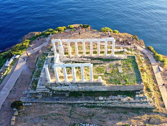 海岸線ルートで行く！古代遺跡ポセイドン神殿とスニオン岬 半日観光ツアー＜日本語アシスタント／午後／アテネ発＞by H.I.S.