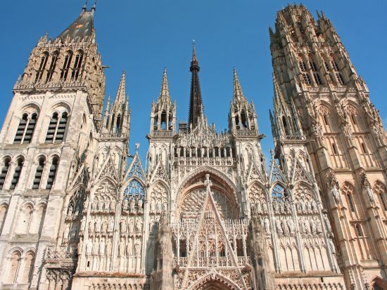 世界遺産モンサンミッシェルとノルマンディー地方 1泊2日ツアー　ルーアン＋オンフルール＋サンマロ訪問＜4～10月／木曜・土曜／4つ星ホテル宿泊／英語ガイド＞