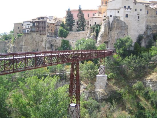 世界遺産クエンカ＆ラ・マンチャの風車　1日観光ツアー ＜貸切／英語ドライバー／マドリード発＞